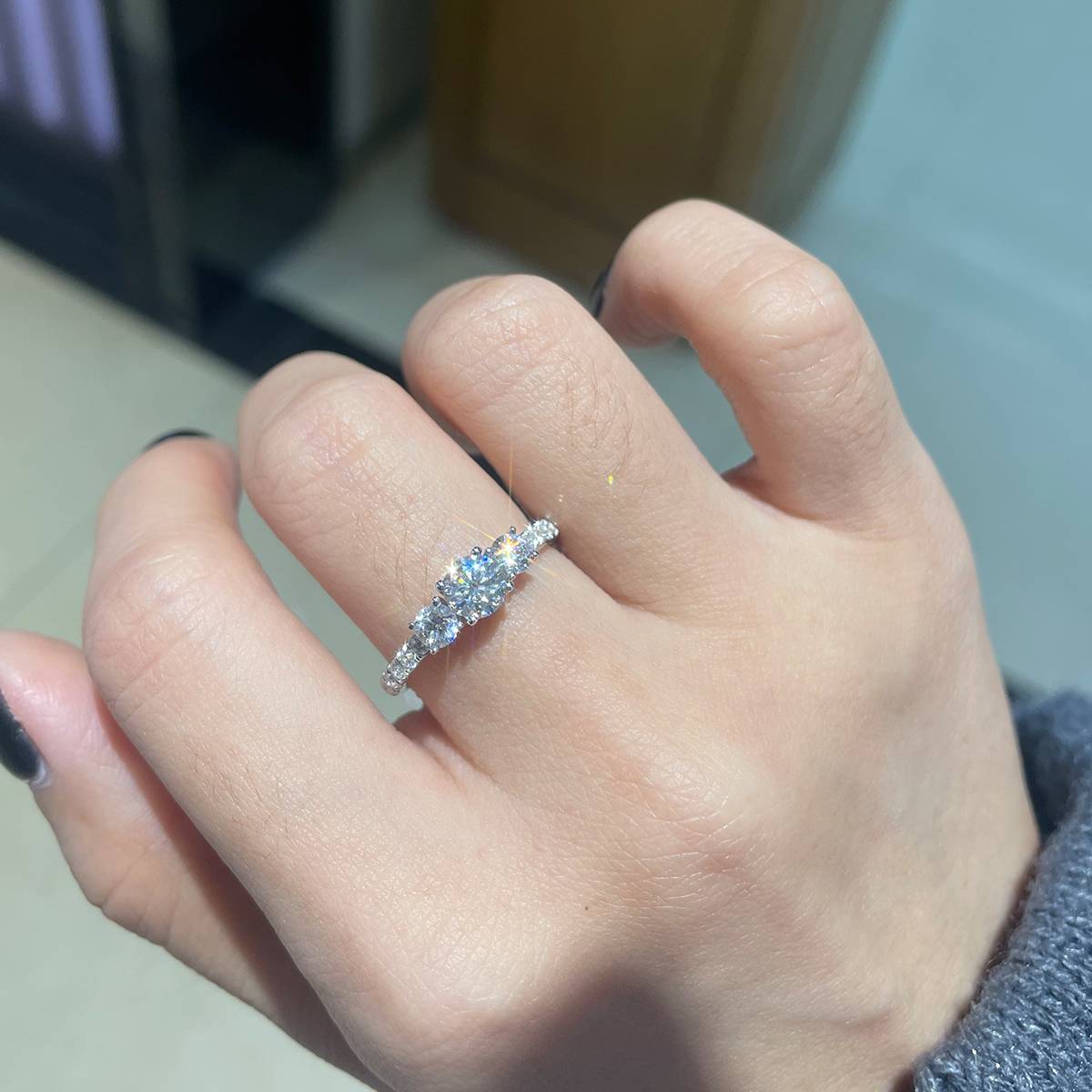 Straight arm micro inlaid three stone women's ring S925 silver plated platinum customized main stone moissanite diamond 0.5ct/secondary stone high carbon diamond